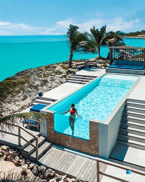 providenciales real estate